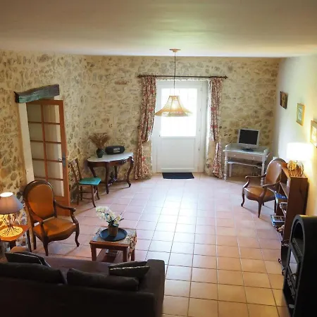 Pretty Stone House With Terrace And Garden, Lussan *