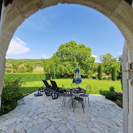 Pretty Stone House With Terrace And Garden, Σπίτι διακοπών Lussan (Gard)